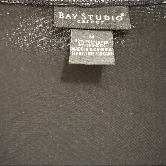 Bay Studio Career 4 Button Gunmetal Metallic Gray Top size M NWOT - Picture 4 of 5